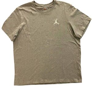 Jordan Brand Crewneck Tee – XXL – Heather Grey